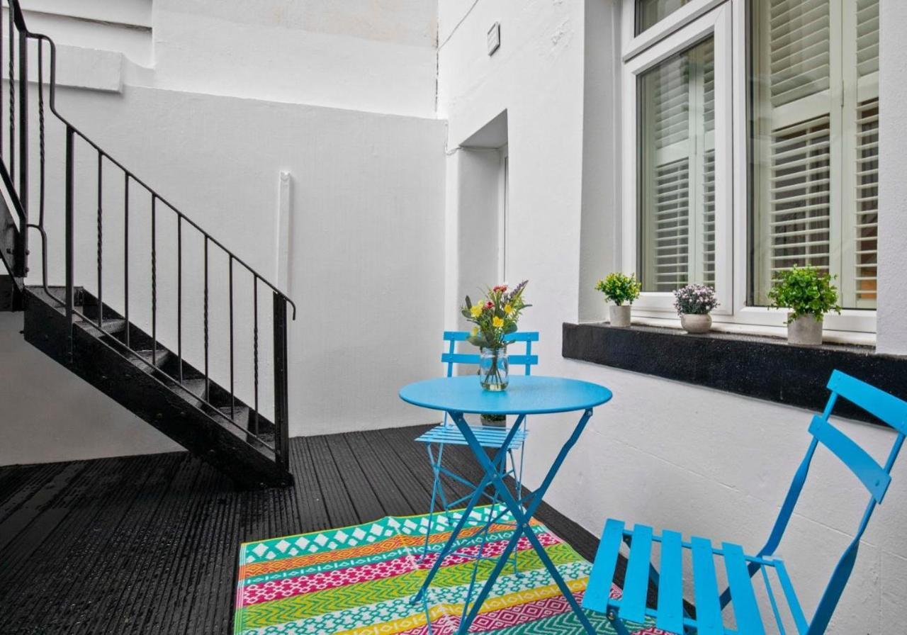Hampton Hideaway By My Getaways Apartment Brighton Екстериор снимка